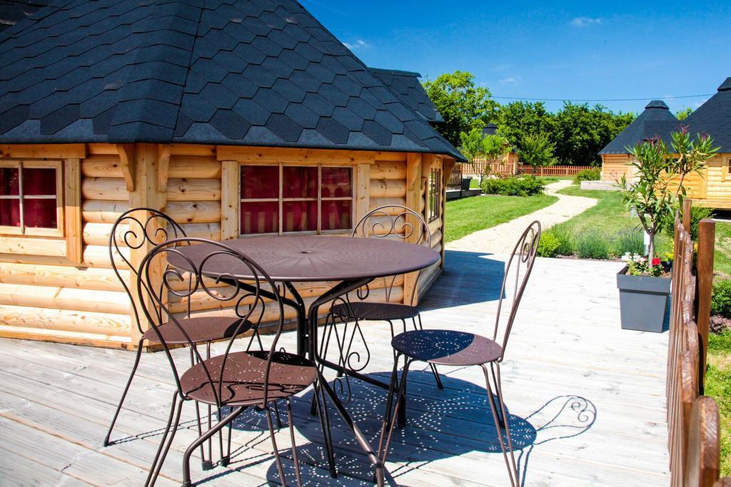 Domaine De La Courillere Panzió Le Boupère Kültér fotó