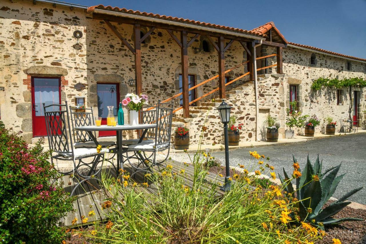 Domaine De La Courillere Panzió Le Boupère Kültér fotó