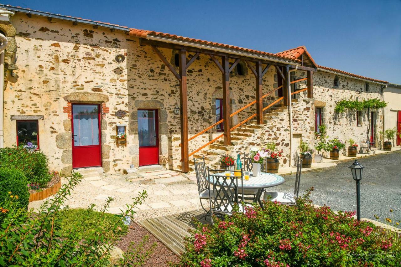 Domaine De La Courillere Panzió Le Boupère Kültér fotó